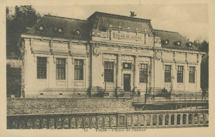 Tulle : "12 Tulle - Palais de justice".