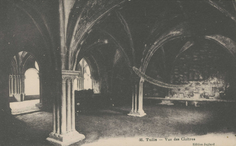 Tulle : "46. Tulle. - Vue des cloîtres".