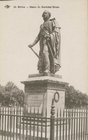 Brive-la-Gaillarde : "19. Brive - Statue du maréchal Brune".