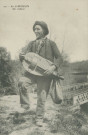Folklore : "201 - En Limousin - Un vielleur".