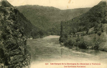 "2921 Les gorges de la Dordogne du Chambon à Vernéjou. Les environs Nauzenac".