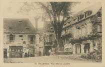Collonges-la-Rouge : "21 Collonges - Place Marcel Lapetitié".