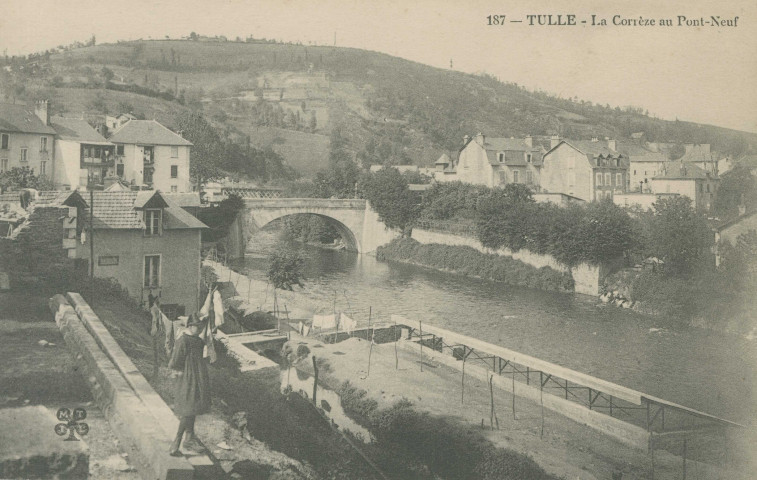 Tulle : "187 - Tulle - La Corrèze au pont-neuf".