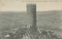 Turenne : "Corrèze. - 19. Turenne - Vue panoramique, prise de la tour de l'Horloge".