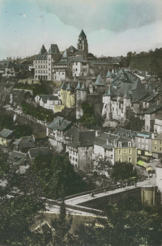 Uzerche : "Uzerche (Corrèze) - Echapée sur la ville".