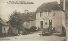 Saint-Hilaire-Peyroux : "St-Hilaire-Peyroux (Corrèze) - Place de l'église et bureau des postes".