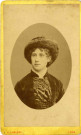 Portrait de Marie-Antoinette Chastang, épouse René Fourgeaud.
