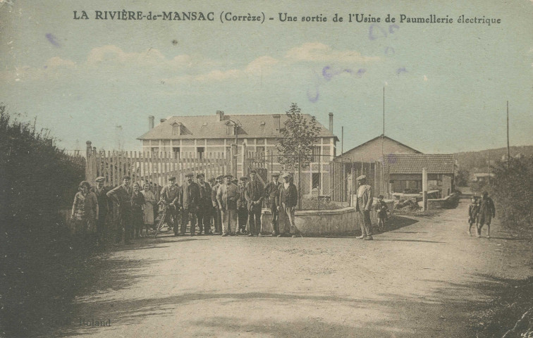 Mansac : "La Rivière-de-Mansac (Corrèze) - Une sortie de l'usine de Paumellerie électrique".