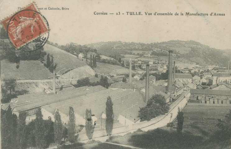 Tulle : "Corrèze - 23 - Tulle. Vue d'ensemble de la Manufacture d'armes".
