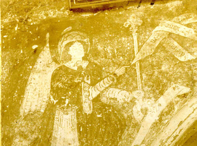 Peinture murale représentant l'ange Gabriel tenant un phylactère, détail de l'Annonciation.