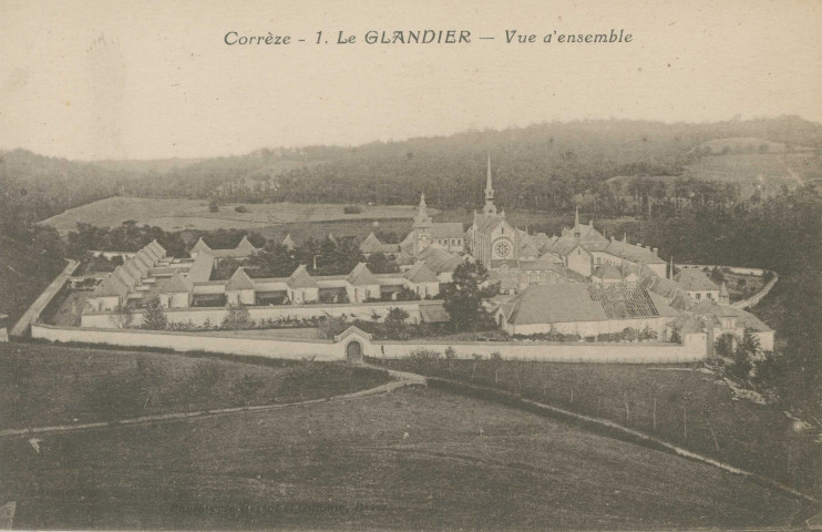 Beyssac : "Corrèze - 1 - Le Glandier - vue d'ensemble".