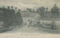 Uzerche : "45 - Uzerche - Tunnels et Pont neuf".