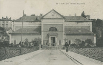 Tulle : "35 - Tulle - Le palais de justice".