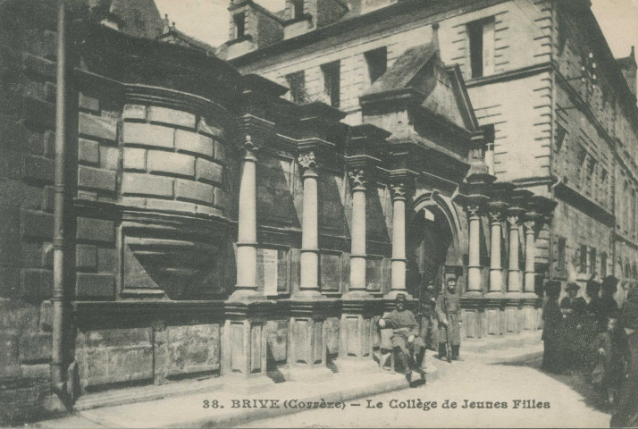 Brive-la-Gaillarde : "38. Brive (Corrèze) - Le collège de jeunes filles".