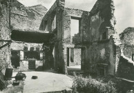 Massacre d'Oradour-sur-Glane.