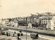 Vue sur le quai de Valon et le quai du Collège.
