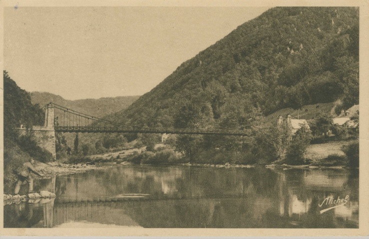 Auriac : "Gorges de la Dordogne - 18. le Pont du Chambon de Laygue - Route de Saint-Merd à Bassignac-le-Haut".
