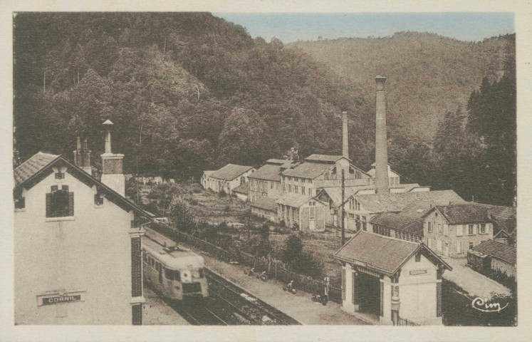 Cornil : "Cornil (Corrèze) - Vue générale de la gare et l'usine à drap".