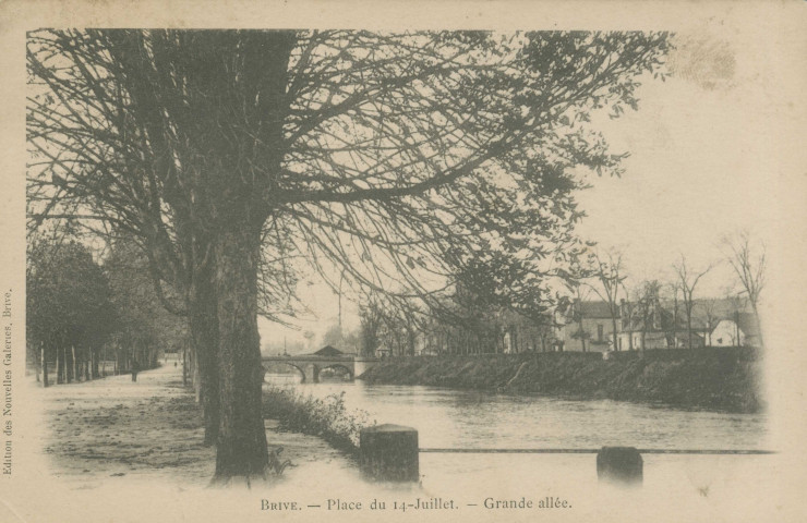 Brive-la-Gaillarde : "Brive. - Place du 14-Juillet. - Grande allée".