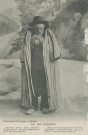 Folklore (scènes de) : "55. En Corrèze - Avec une bonne pipe et une bonne limousine, pourquoi craindrais-je le froid ? Il ne me craint pas, lui.". texte en limousin.