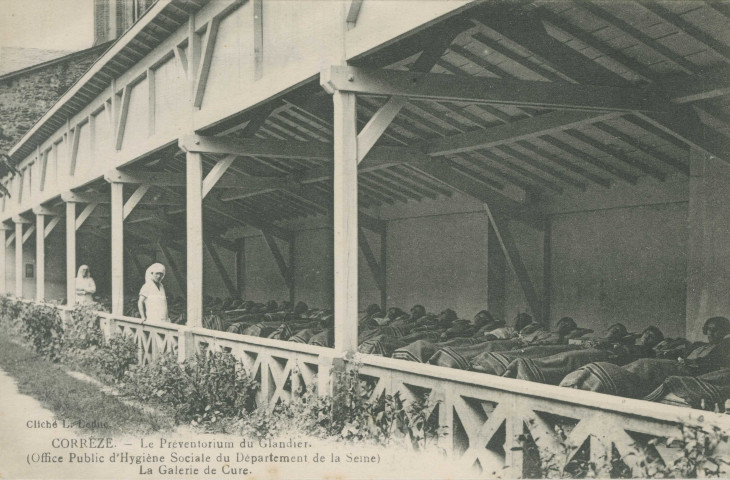 Beyssac : "Corrèze - Le Préventorium du Glandier (Office public d'hygiène sociale du Département de la Seine) - La galerie de cure".