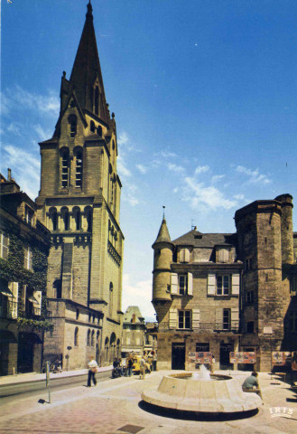 Le clocher de l'église.