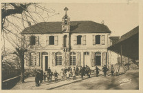 Sarran : "La Corrèze touristique - 4. Sarran - Ecole libre de filles - Pensionnat du Sacré-Coeur".