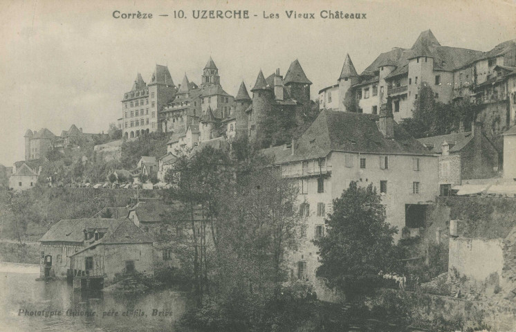 Uzerche : "Corrèze - 10. Uzerche - Les vieux châteaux".