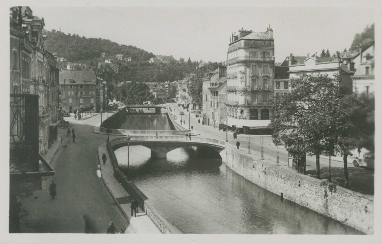 Tulle : "177 Tulle. - Vue sur les quais".