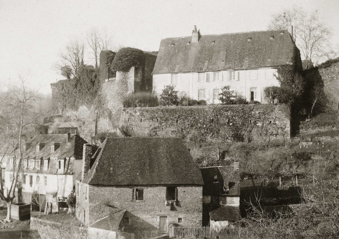 Château, ruines.