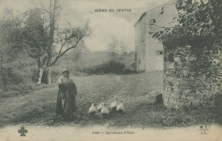 Folklore : "Scène du Centre - 546 - Gardeuse d'oies".