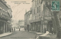 Beaulieu-sur-Dordogne : "La Corrèze illustrée - Beaulieu - Rue nationale".