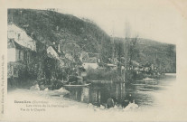 Beaulieu-sur-Dordogne : "Beaulieu (Corrèze) - Les rives de la Dordogne - Vue de la chapelle".