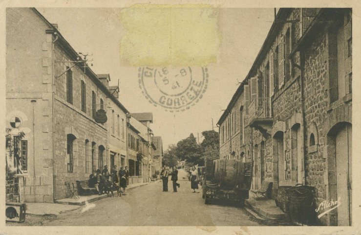 Clergoux : "La Corrèze touristique - Clergoux. - Grande rue - Route de Tulle".