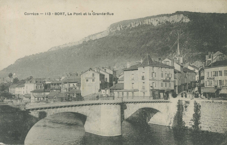Bort-les-Orgues : "Corrèze - 113. Bort, le pont et la grande rue".