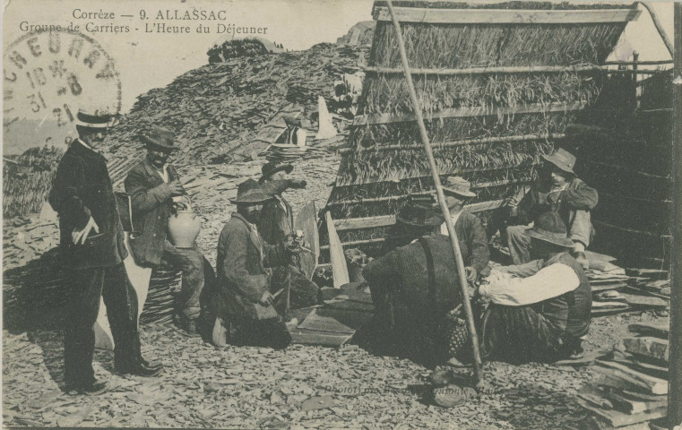 Allassac : "Corrèze - 9 - Allassac - groupe de carriers - l'heure du déjeuner".