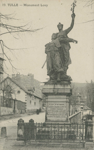 Tulle : "19. - Tulle - Monument Lovy".