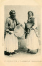 "(7) Constantine. - Types Algériens. Musiciens nègres".