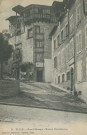 Tulle : "31 Tulle - Rue d'Alverge - Maison Renaissance". Il s'agit en réalité de l'ancien couvent des Bernardines dans la rue du Fouret.