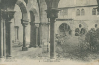 Tulle : "8 Tulle - Les cloîtres".