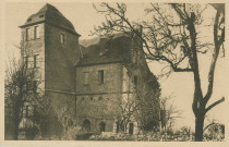 Aubazine : "Obazine (corrèze) - Abbaye cistercienne (XIIe siècle) - Donjon et cuisine".