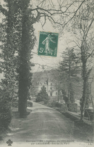 Laguenne : "Corrèze - 89 - Château du Chambon par Laguenne - Entrée du parc".