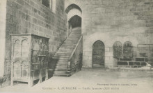 Aubazine : "Corrèze - 3. Aubazine - Vieille armoire (XIIe siècle)".
