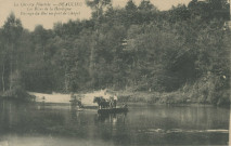 Astaillac : "La Corrèze illustrée - Beaulieu - Les rives de la Dordogne - Passage du bac au port de Chapel".