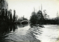 Garavet, digue sur la Vézère.