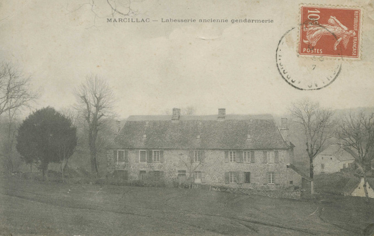 Marcillac-la-Croisille : "Marcillac - Labesserie ancienne gendarmerie".
