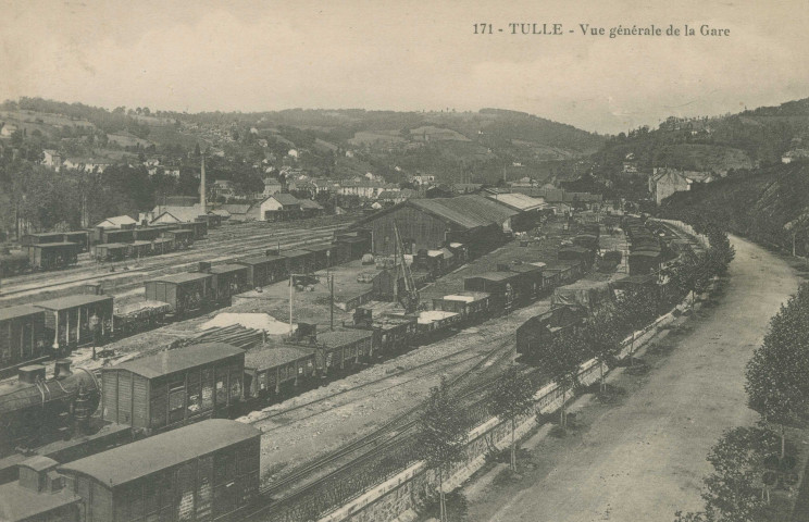 Tulle : "171 - Tulle - Vue générale de la gare".