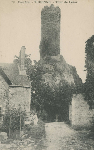 Turenne : "29 Corrèze. - Turenne. - Tour de César.".