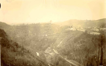 Le village et la vallée de la Corrèze en hiver.