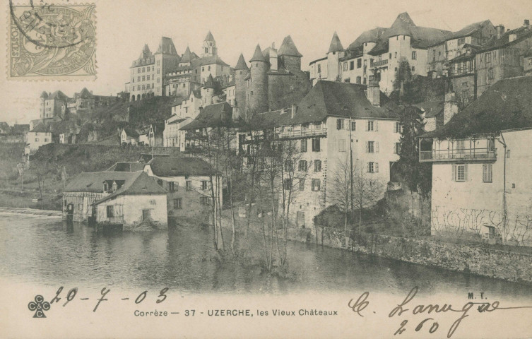 Uzerche : "Corrèze - 37 - Uzerche, les vieux châteaux".